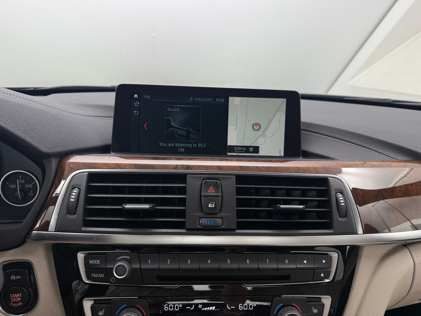 Thumbnail: 2018 BMW 3 Series - 3