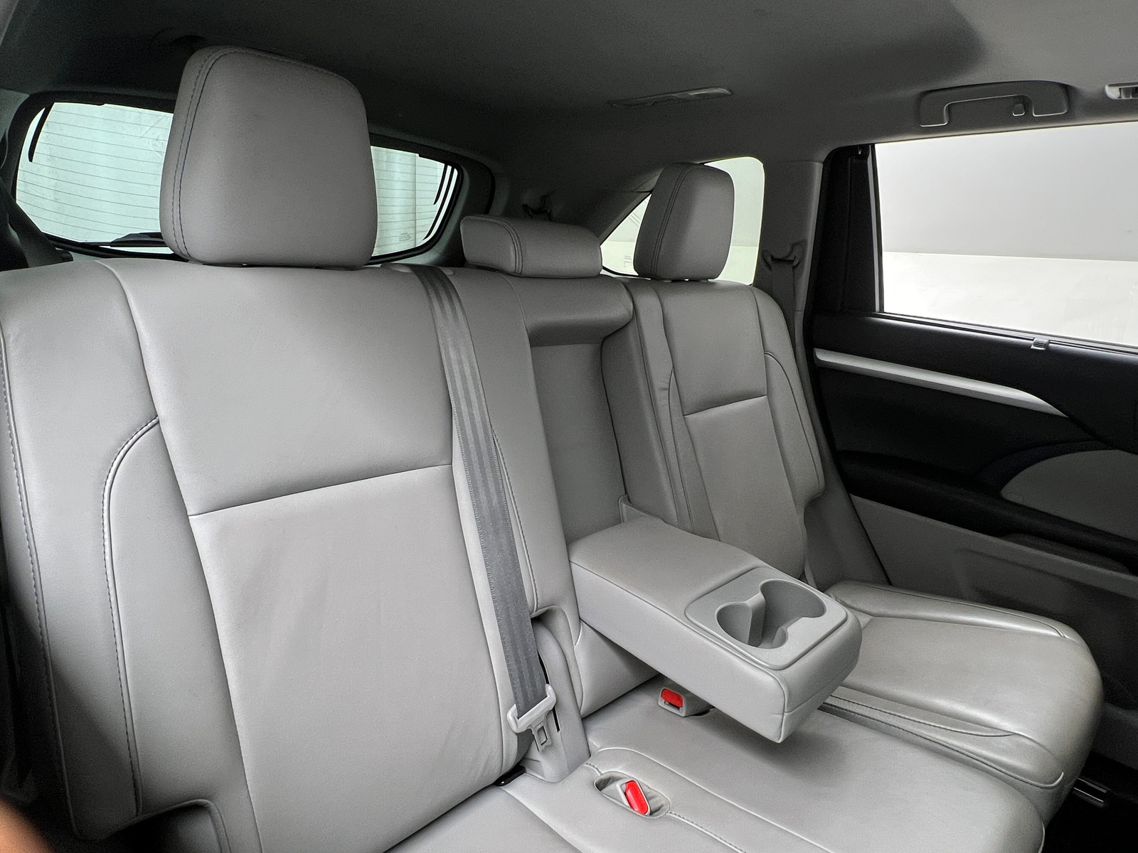 Thumbnail: 2018 Toyota Highlander - 5