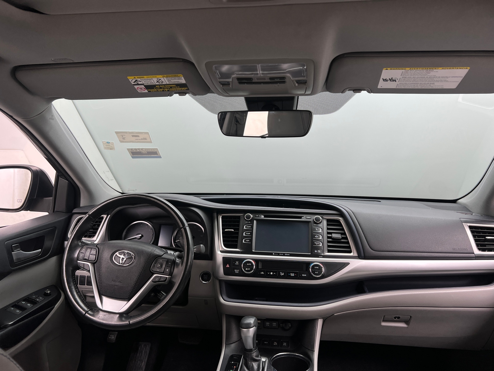 Thumbnail: 2018 Toyota Highlander - 2