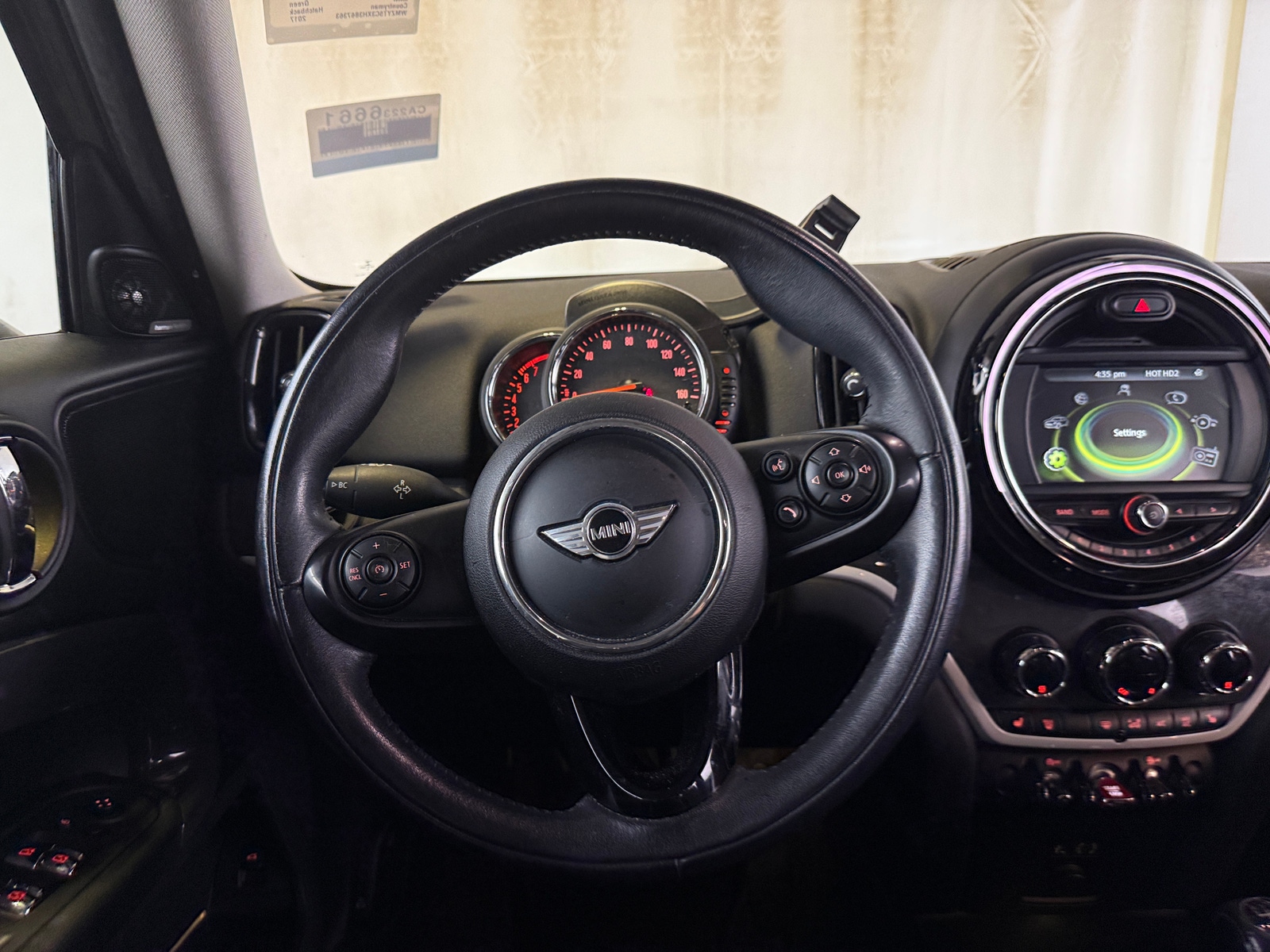 Thumbnail: 2017 MINI Cooper Countryman - 4