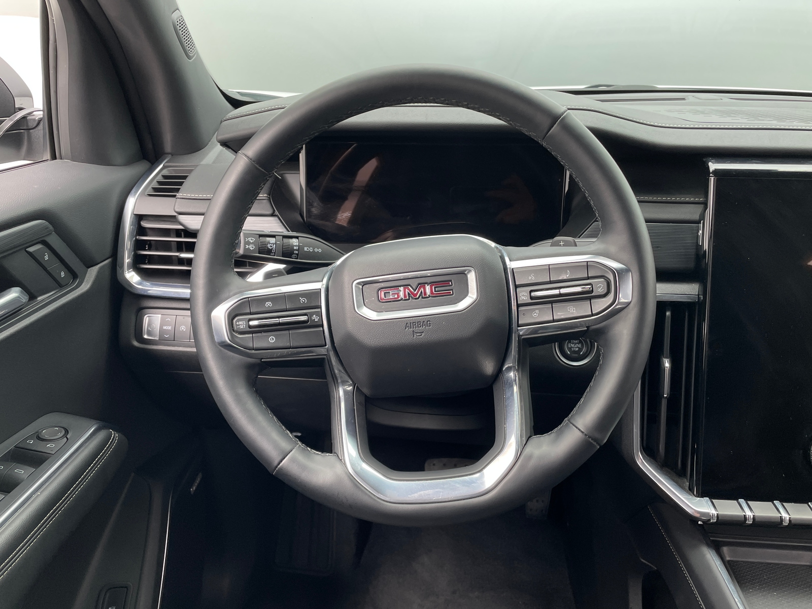 Thumbnail: 2025 GMC Acadia - 5