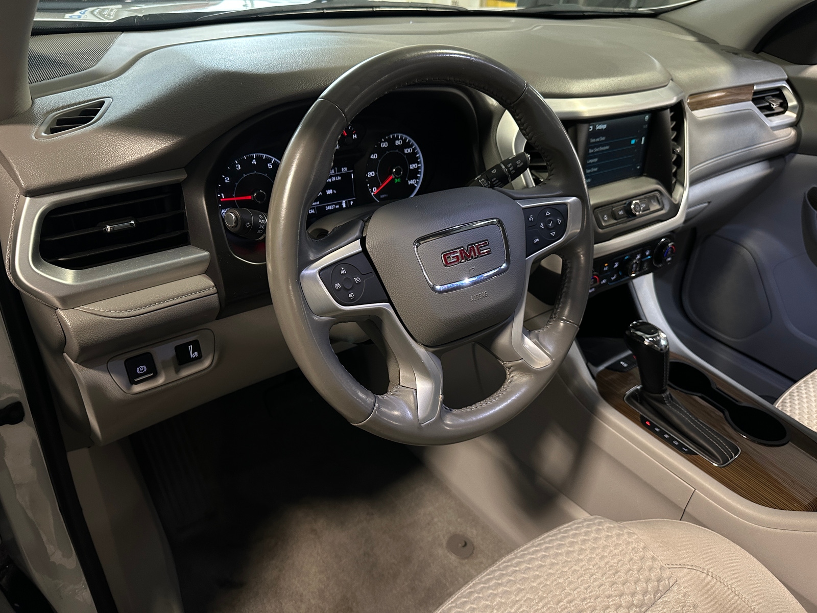 Thumbnail: 2019 GMC Acadia - 3