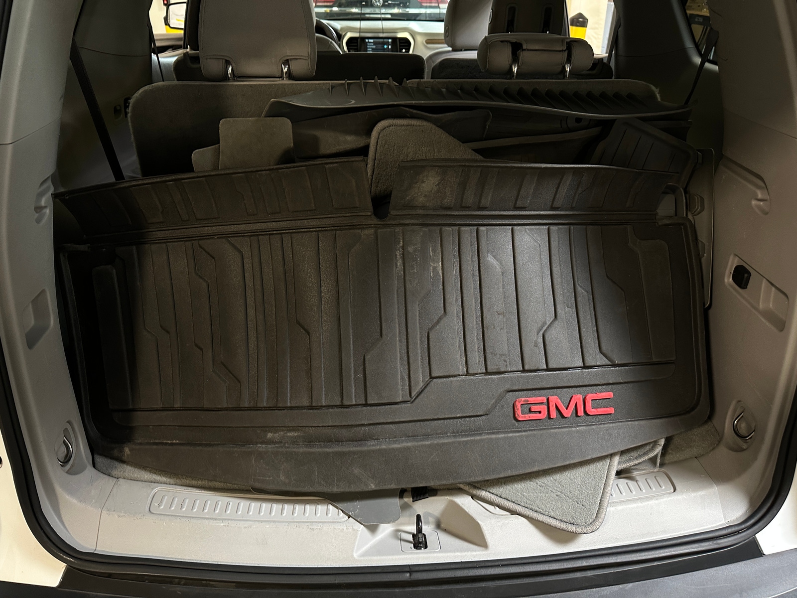 Thumbnail: 2019 GMC Acadia - 7