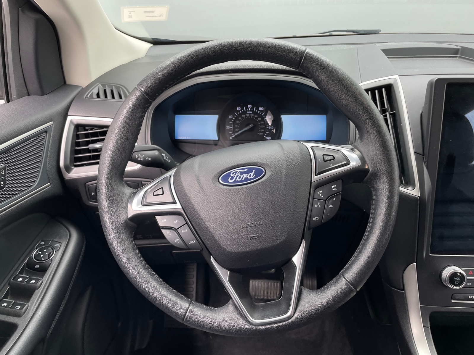 Thumbnail: 2024 Ford Edge - 4