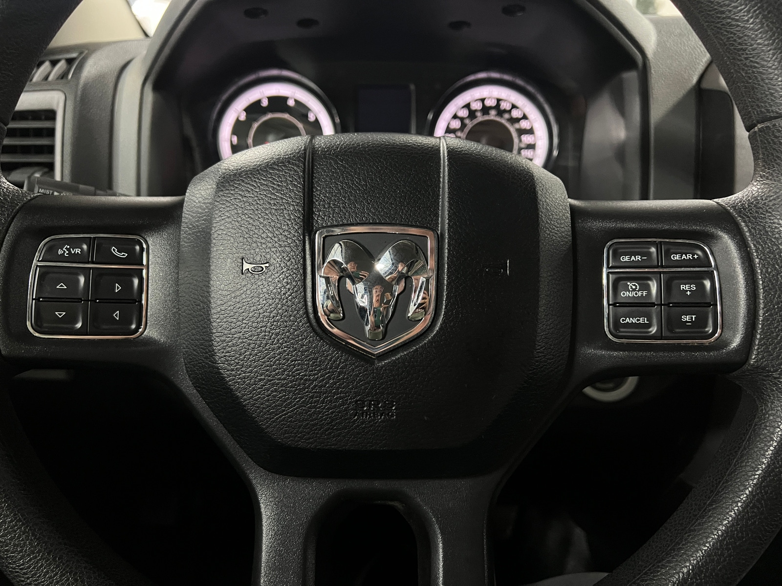 Thumbnail: 2019 RAM 1500 Classic - 5