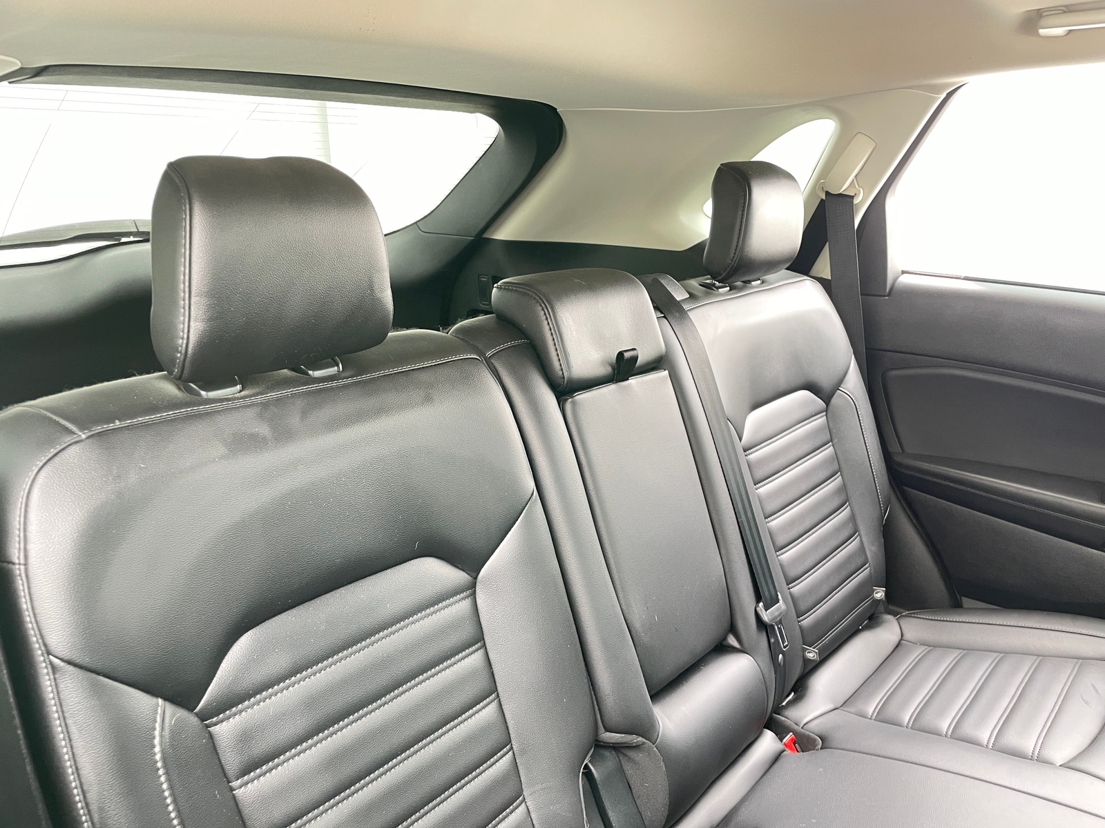 Thumbnail: 2020 Ford Edge - 5