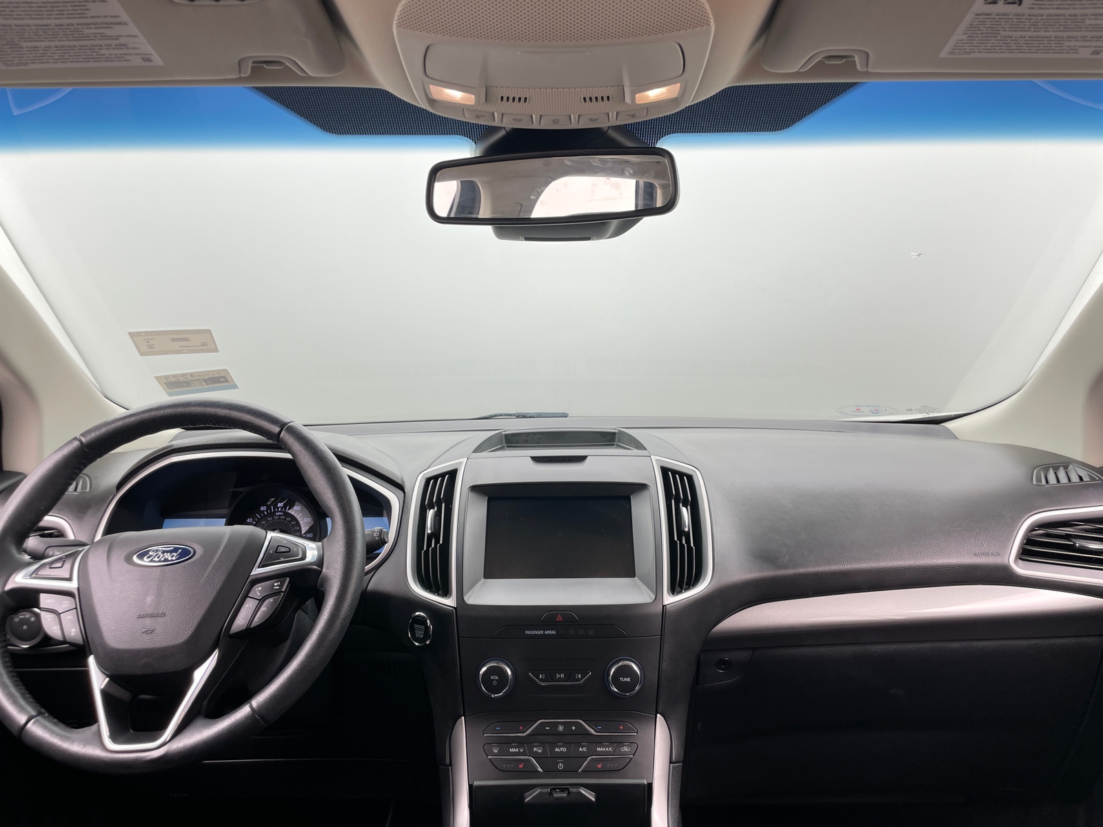 Thumbnail: 2020 Ford Edge - 2