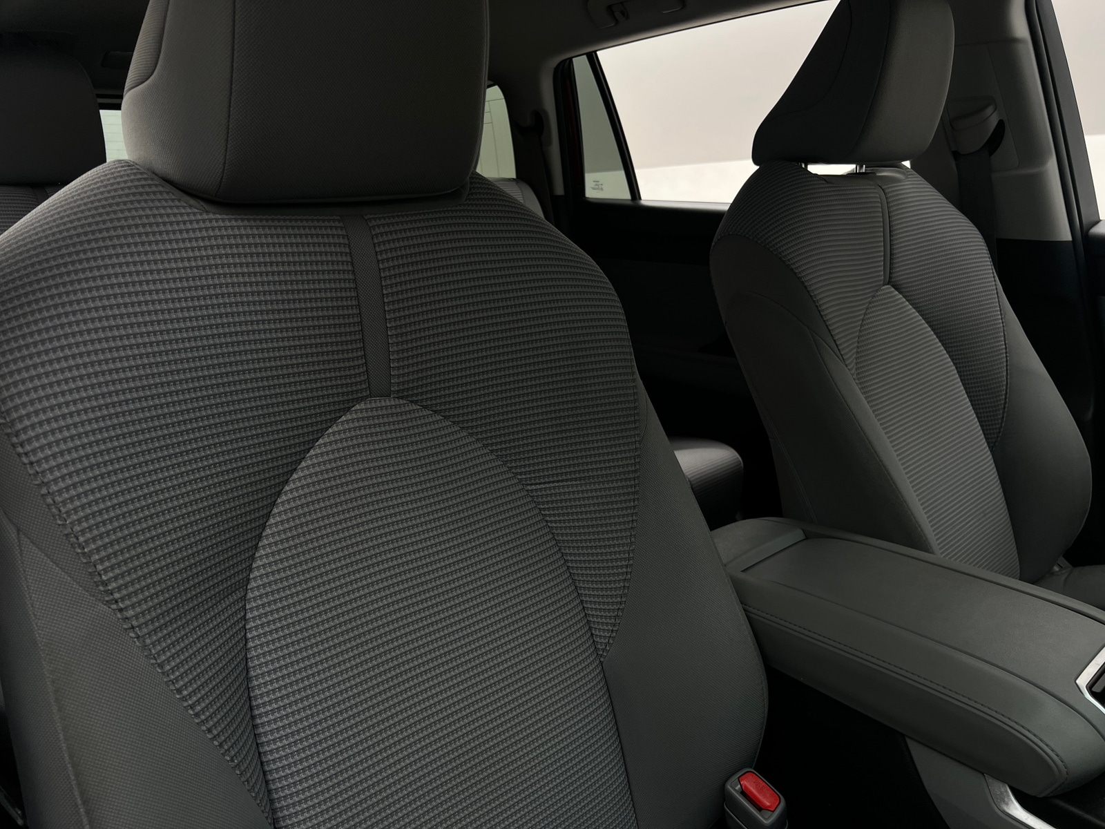 Thumbnail: 2021 Toyota Highlander - 2