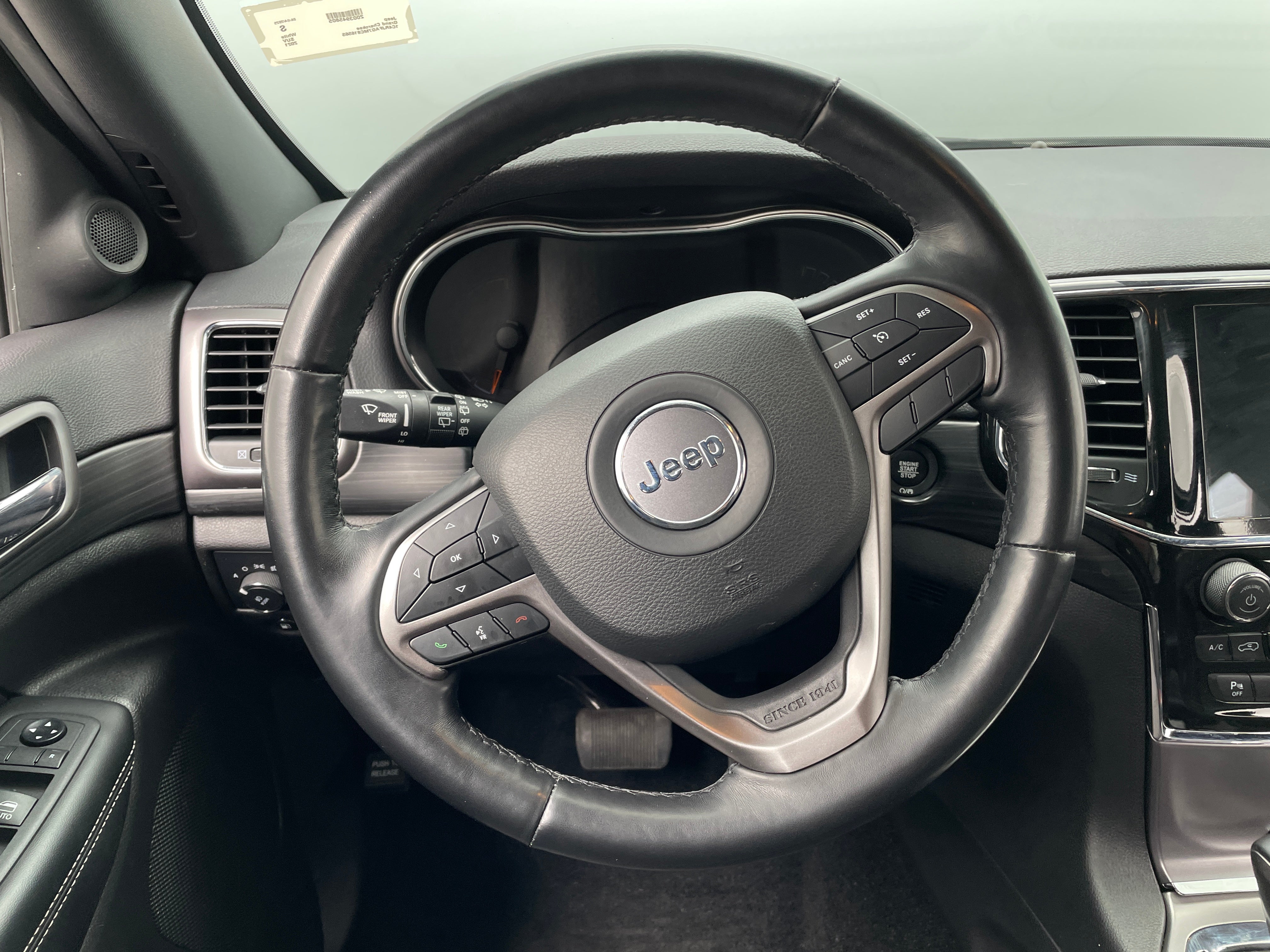 Thumbnail: 2021 Jeep Grand Cherokee - 5