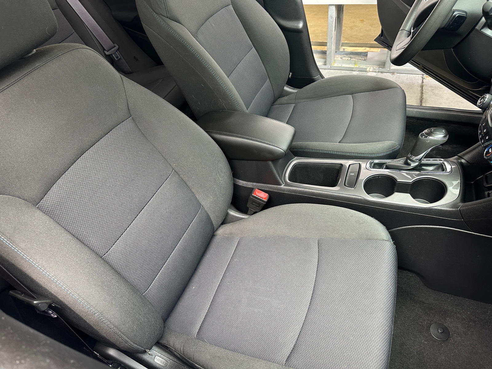 Thumbnail: 2016 Chevrolet Cruze - 2