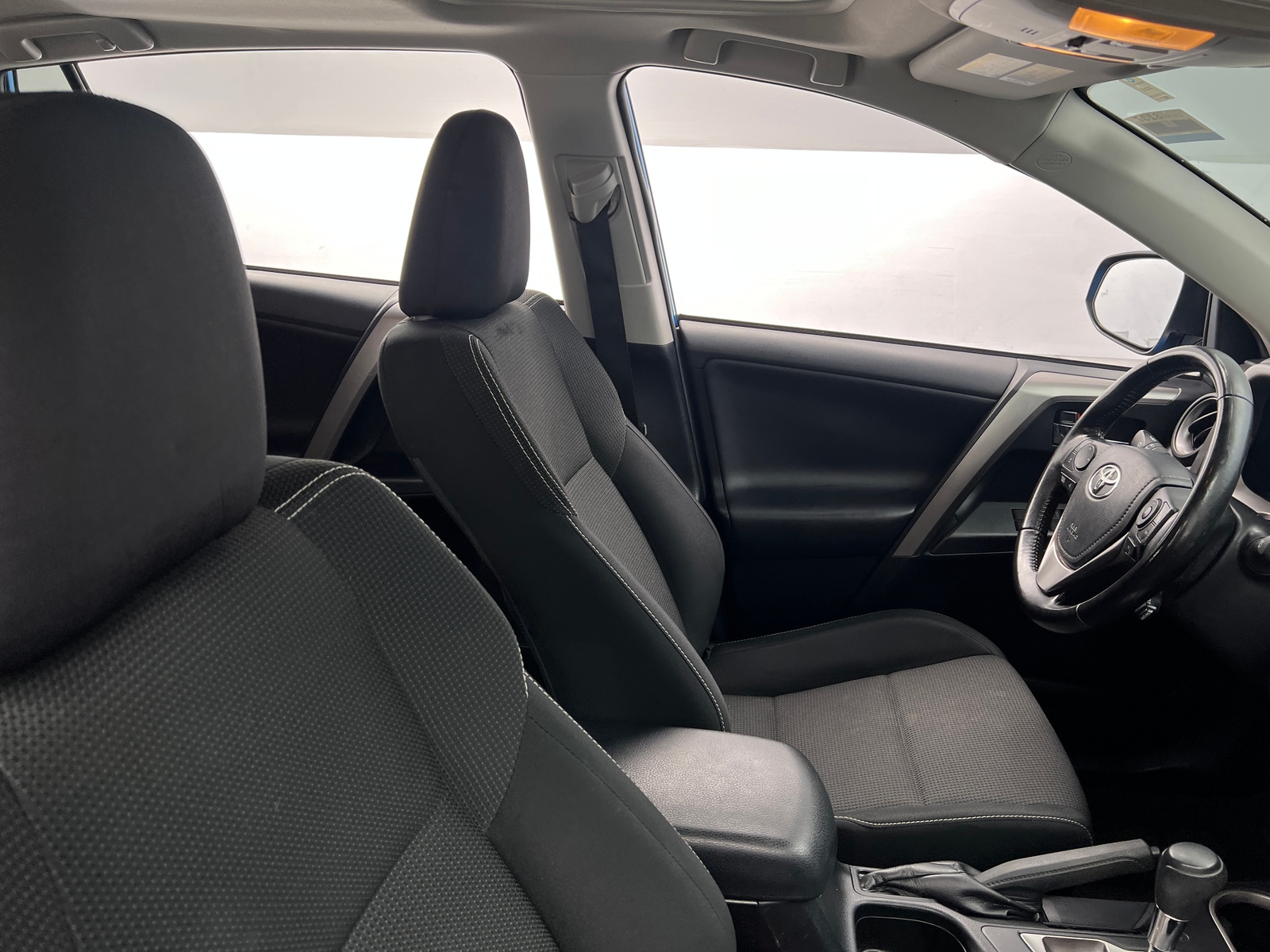 Thumbnail: 2017 Toyota RAV4 - 2