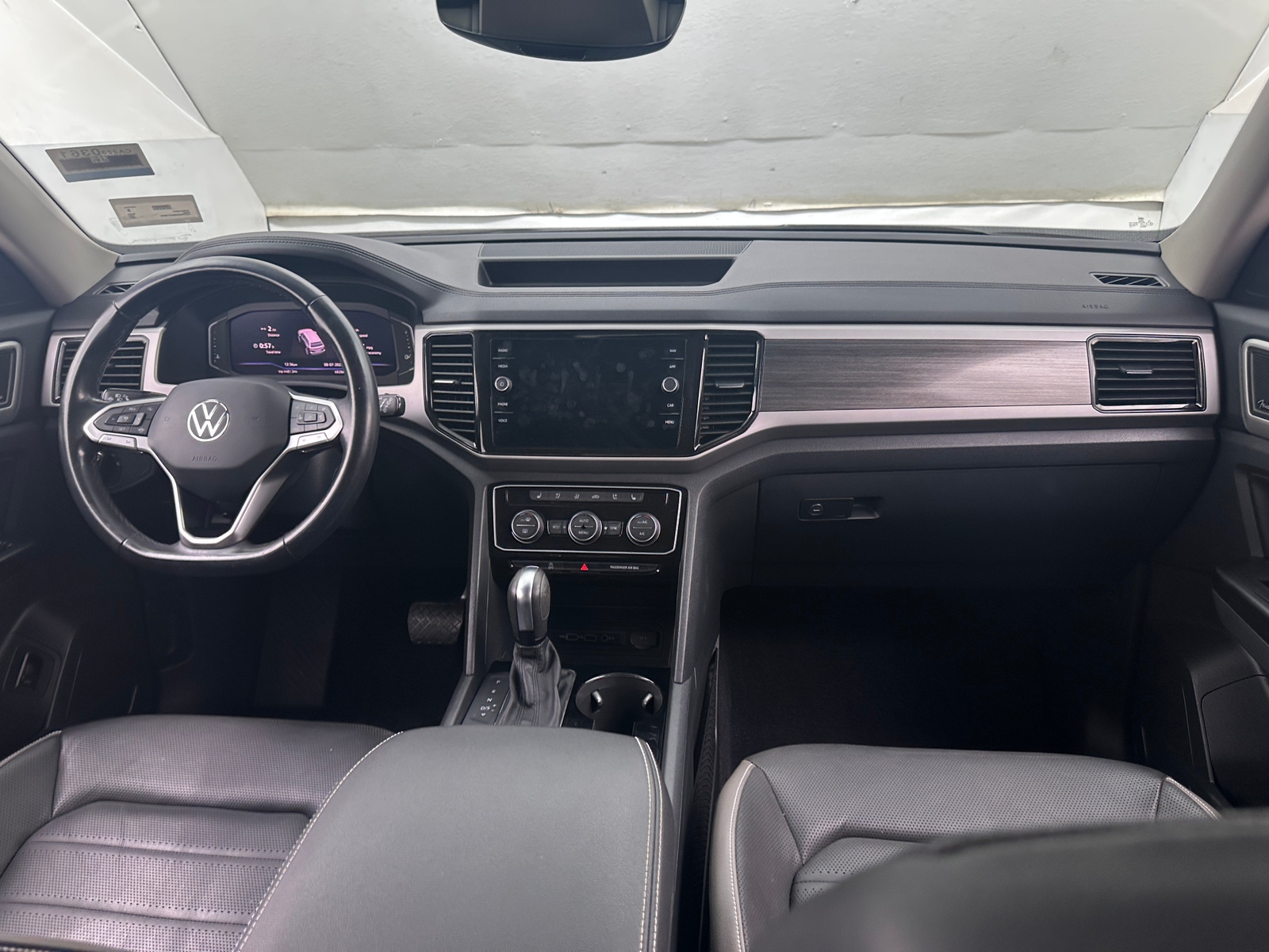 Thumbnail: 2021 Volkswagen Atlas - 2