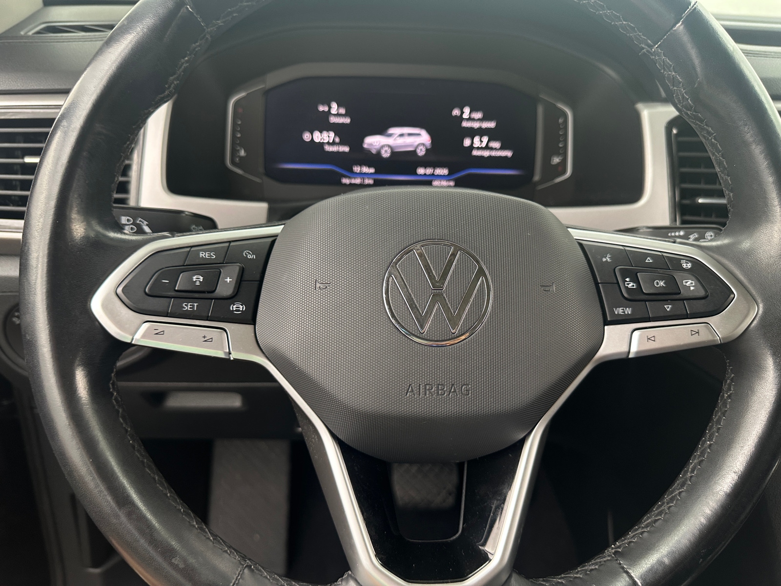 Thumbnail: 2021 Volkswagen Atlas - 4