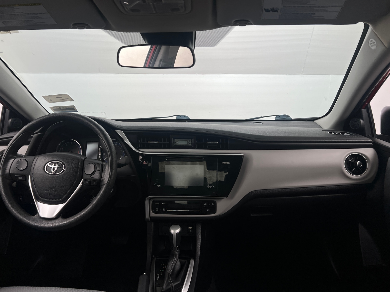 Thumbnail: 2017 Toyota Corolla - 3