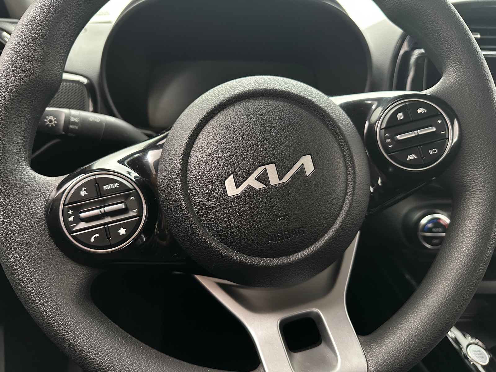 Thumbnail: 2023 Kia Soul - 5