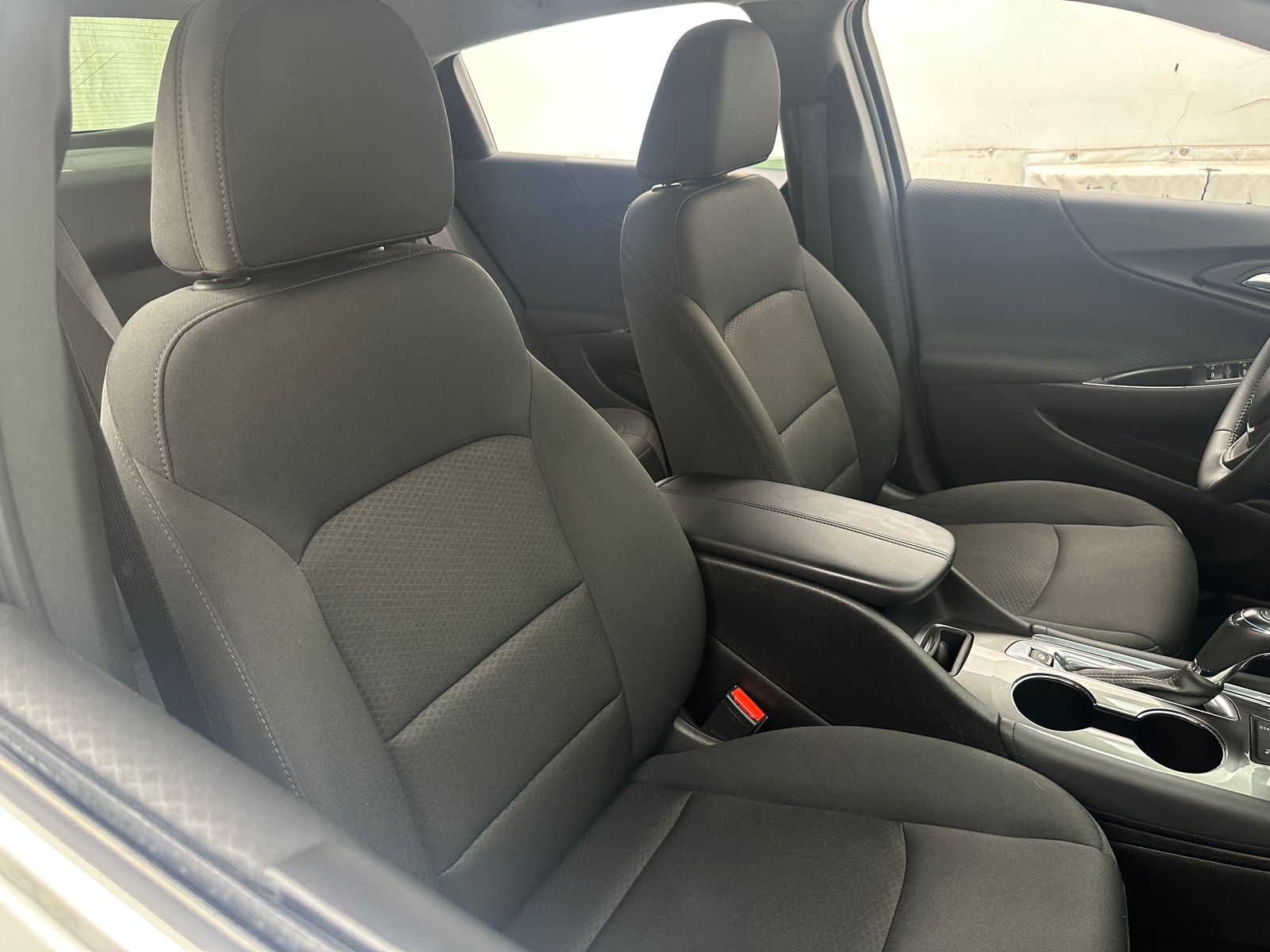 Thumbnail: 2016 Chevrolet Malibu - 2
