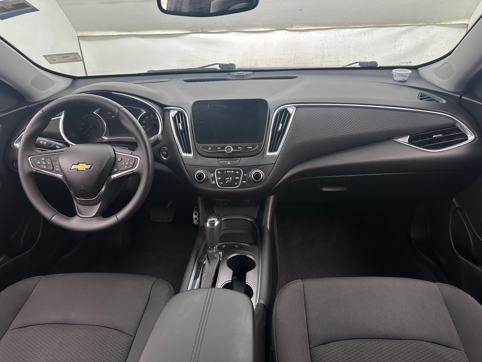 Thumbnail: 2016 Chevrolet Malibu - 3