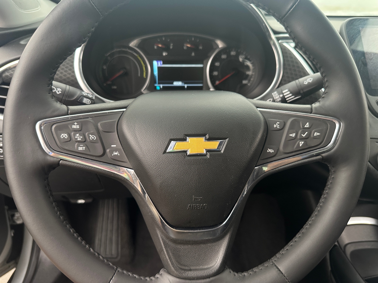 Thumbnail: 2016 Chevrolet Malibu - 5