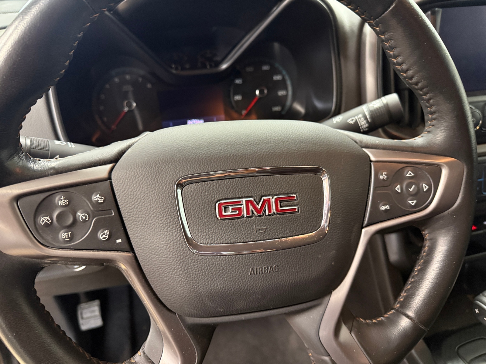 Thumbnail: 2021 GMC Canyon - 4