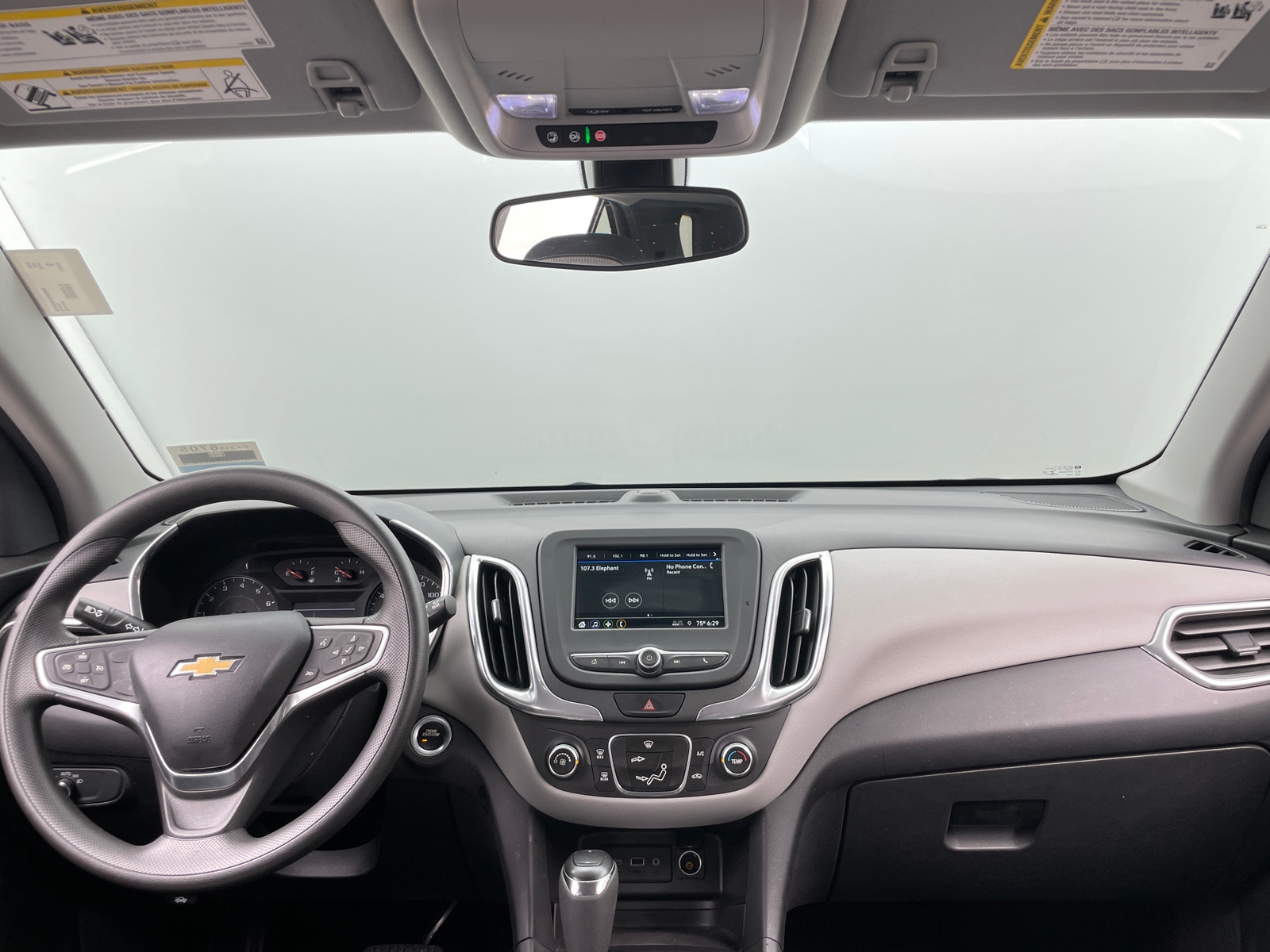 Thumbnail: 2019 Chevrolet Equinox - 3