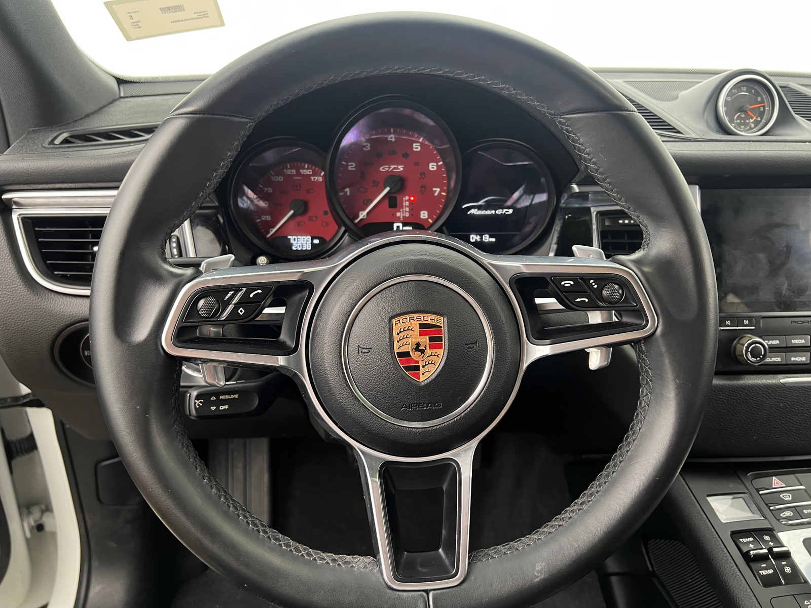 Thumbnail: 2017 Porsche Macan - 4