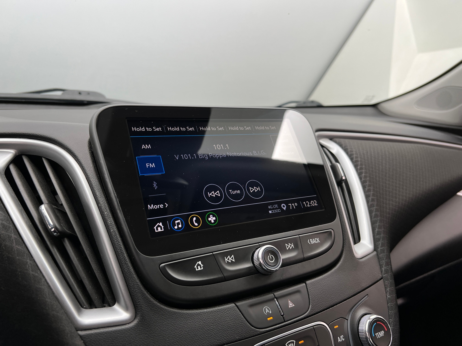 Thumbnail: 2023 Chevrolet Malibu - 4