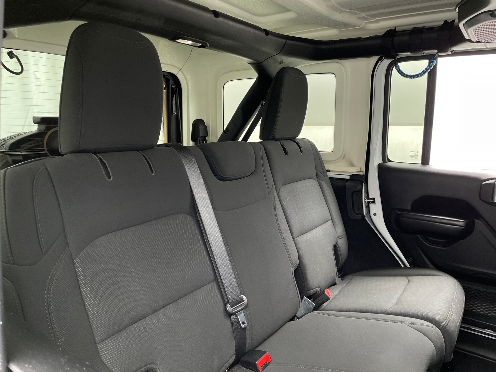 Thumbnail: 2019 Jeep Wrangler - 6