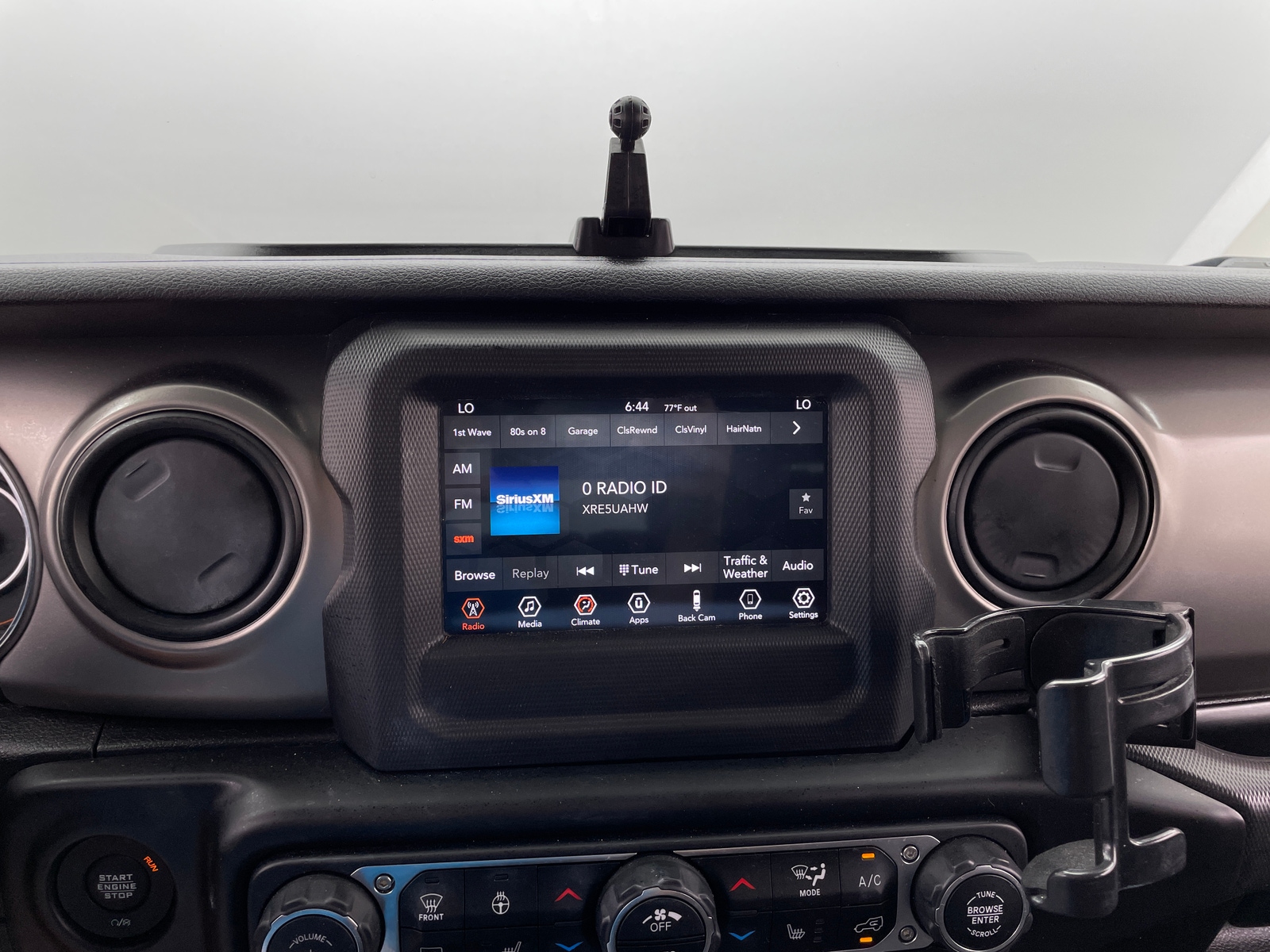 Thumbnail: 2019 Jeep Wrangler - 4
