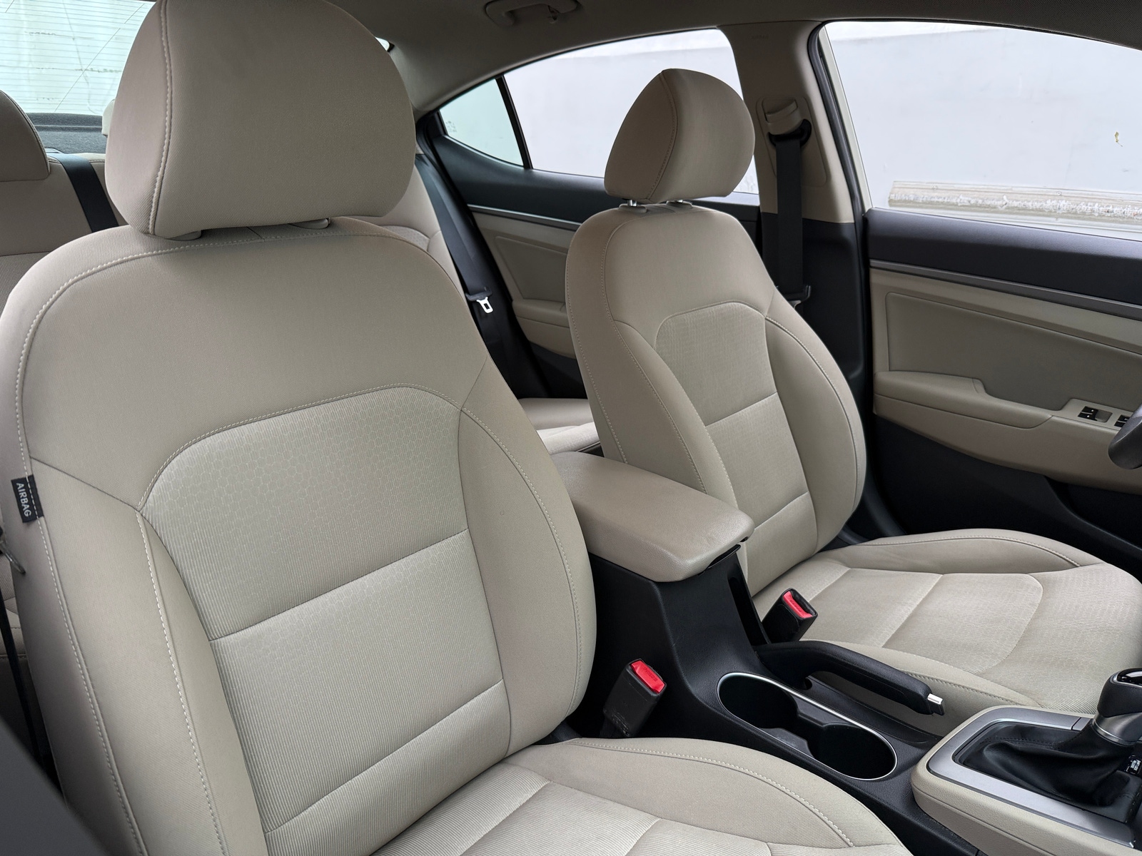 Thumbnail: 2017 Hyundai Elantra - 2
