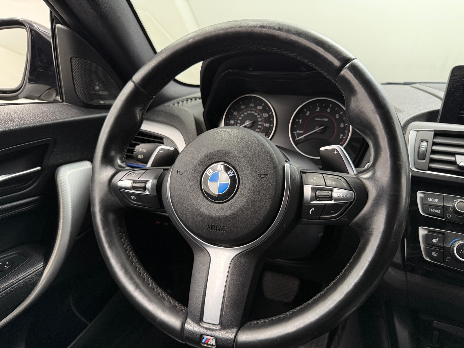 Thumbnail: 2016 BMW 2 Series - 3