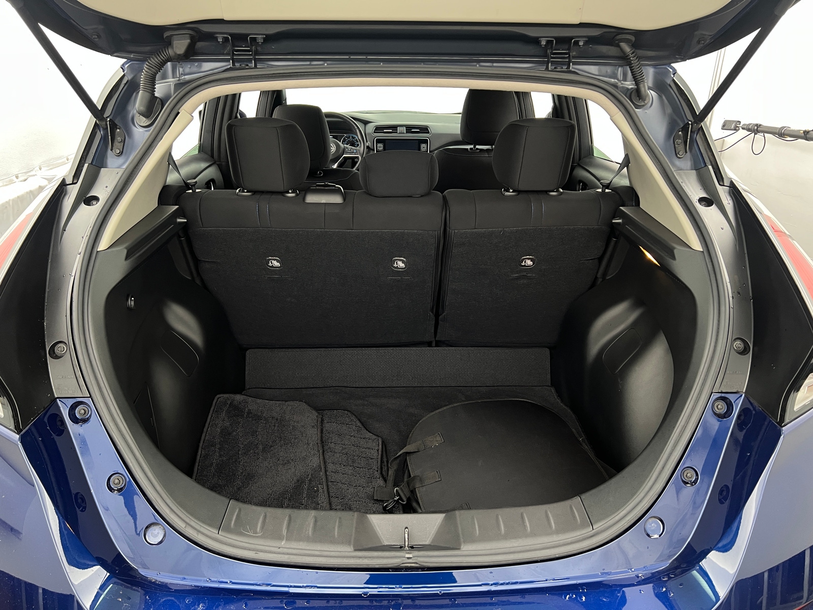 Thumbnail: 2023 Nissan Leaf - 7