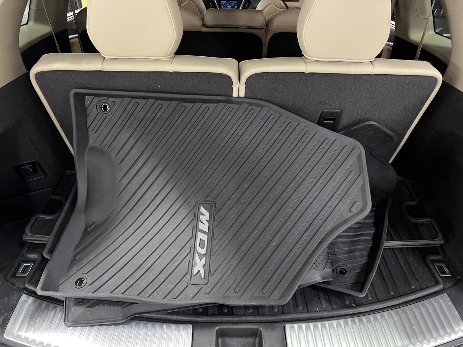 Thumbnail: 2016 Acura MDX - 6