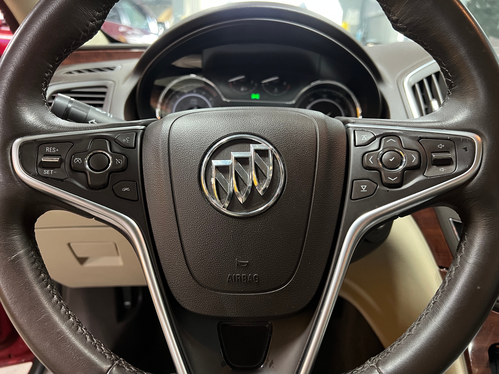 Thumbnail: 2015 Buick Regal - 4