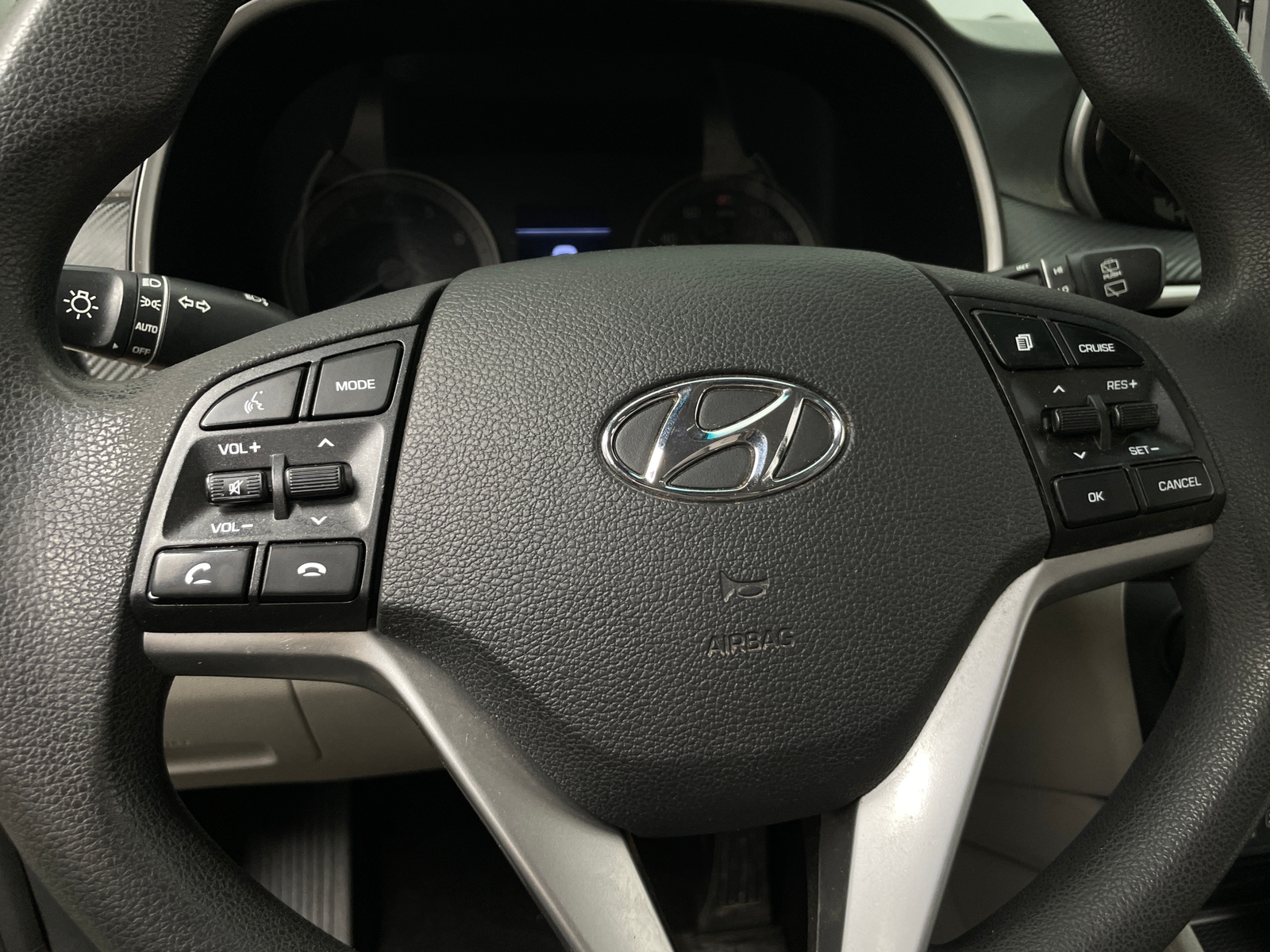 Thumbnail: 2020 Hyundai Tucson - 5