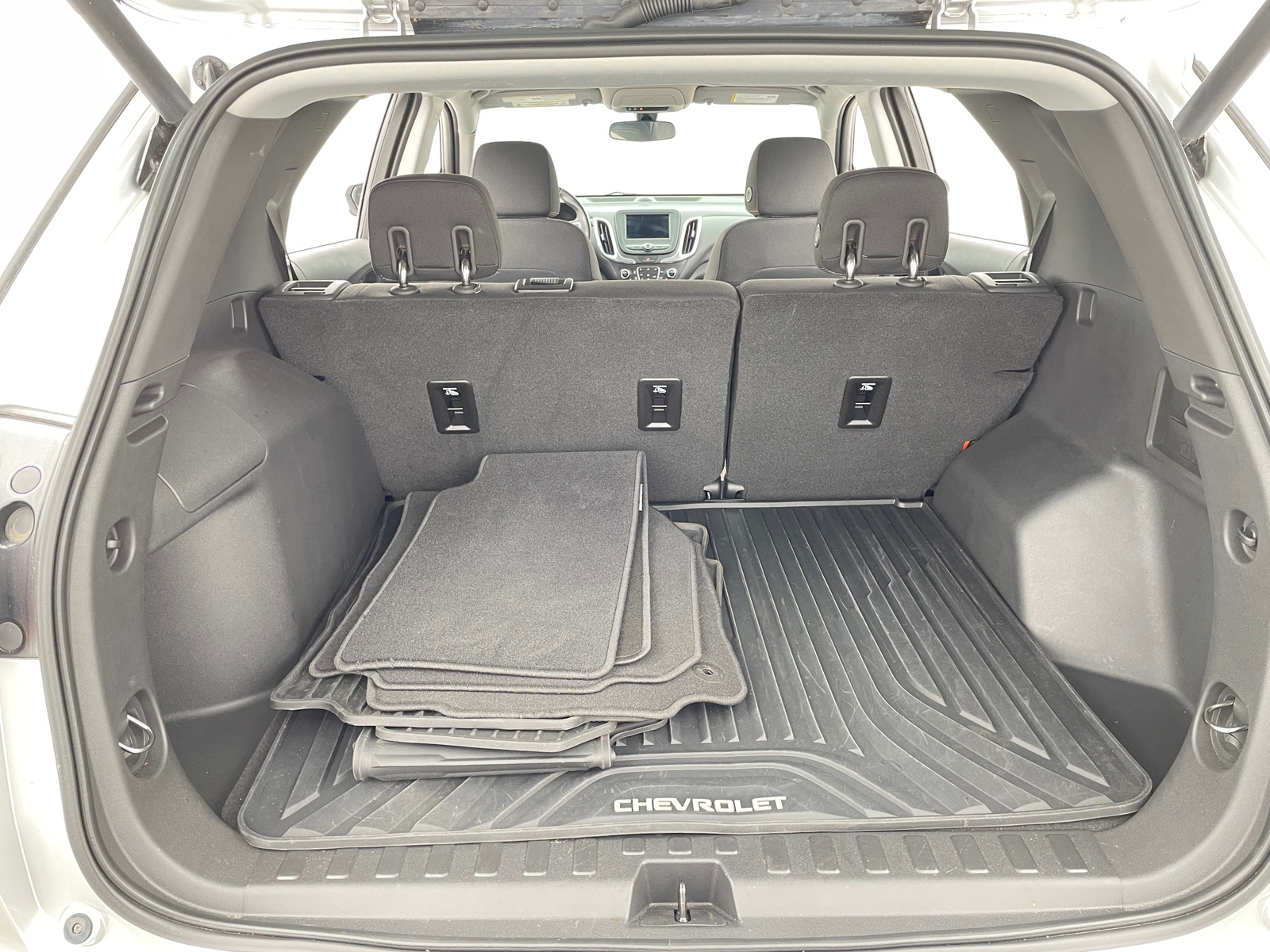Thumbnail: 2019 Chevrolet Equinox - 7
