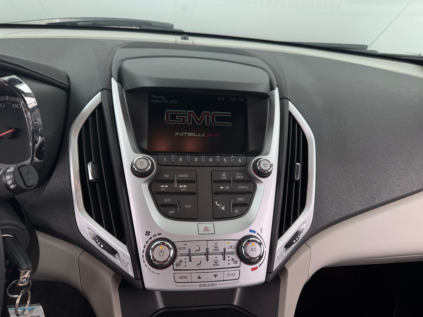 Thumbnail: 2016 GMC Terrain - 3