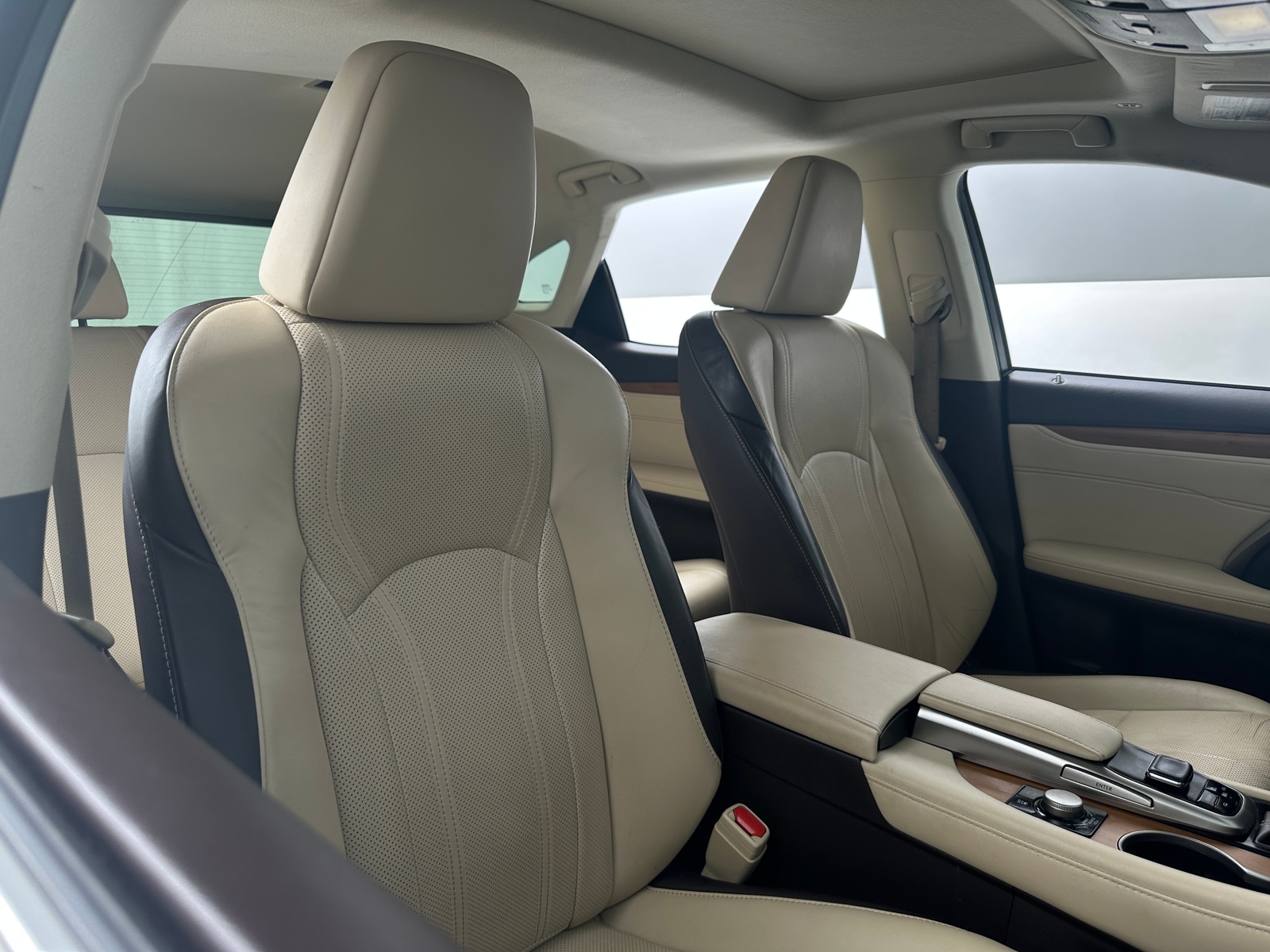Thumbnail: 2017 Lexus RX - 2
