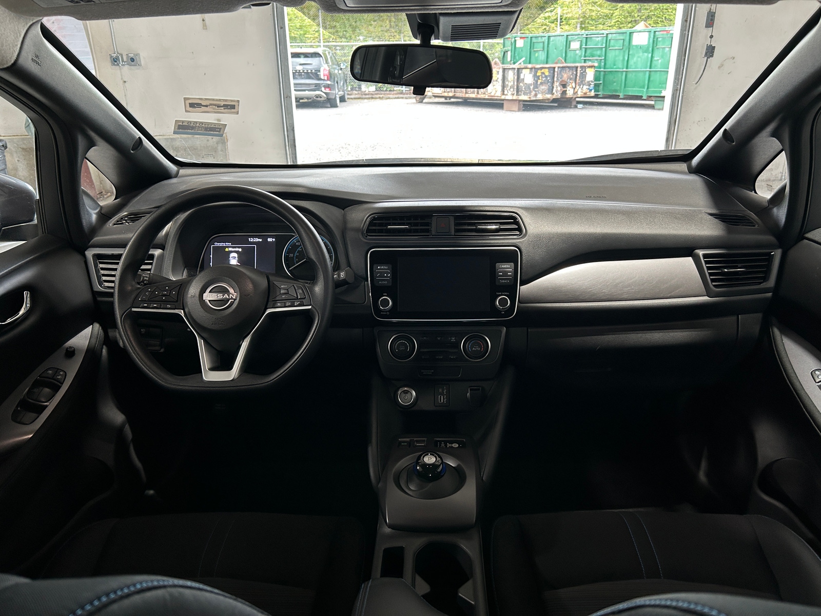 Thumbnail: 2024 Nissan Leaf - 3