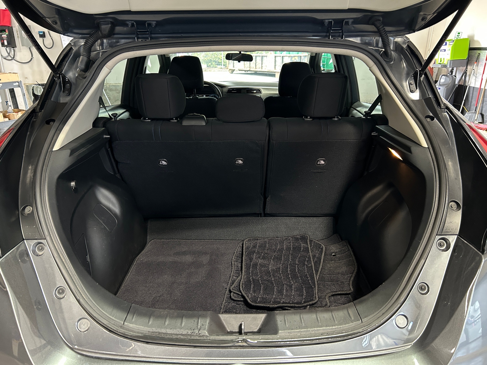Thumbnail: 2024 Nissan Leaf - 7