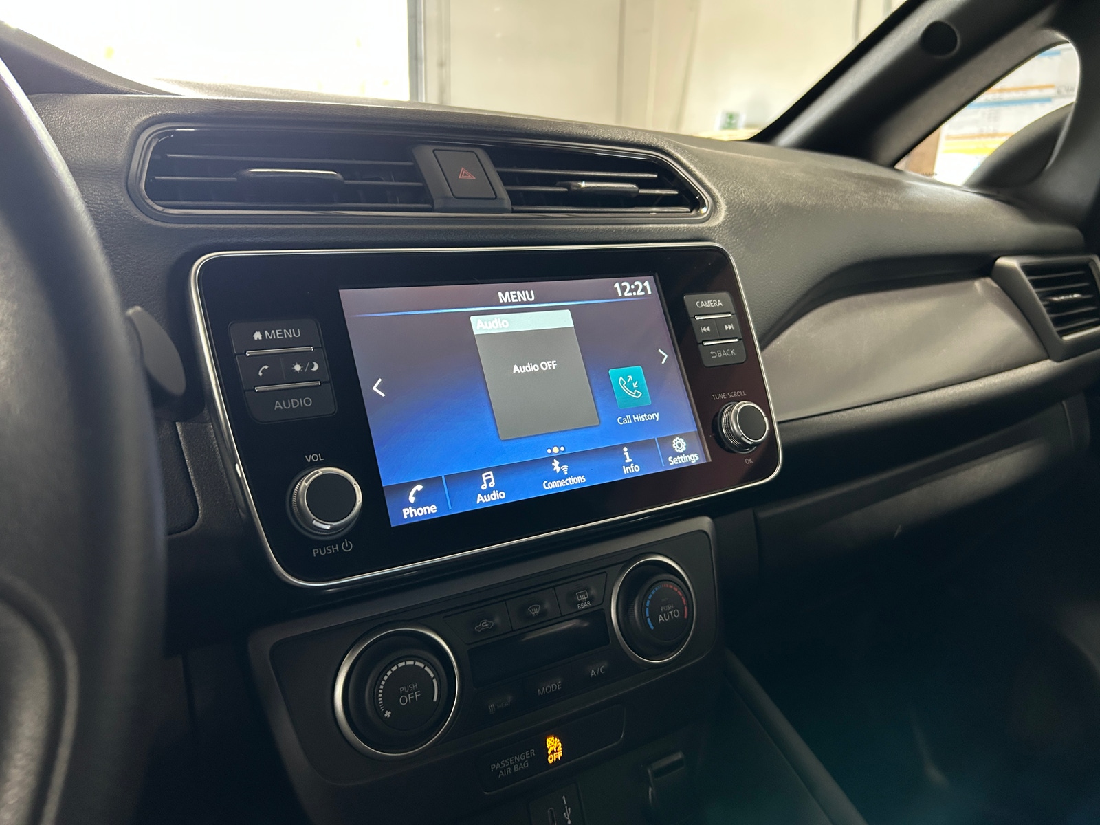 Thumbnail: 2024 Nissan Leaf - 4