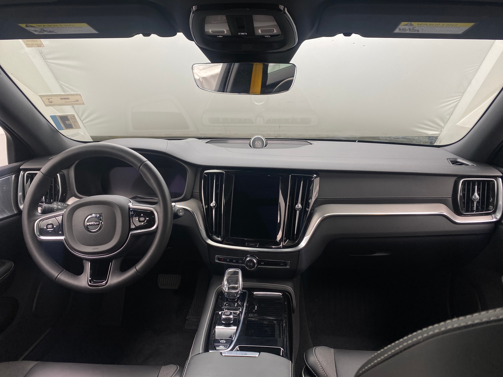 Thumbnail: 2024 Volvo V60 - 2