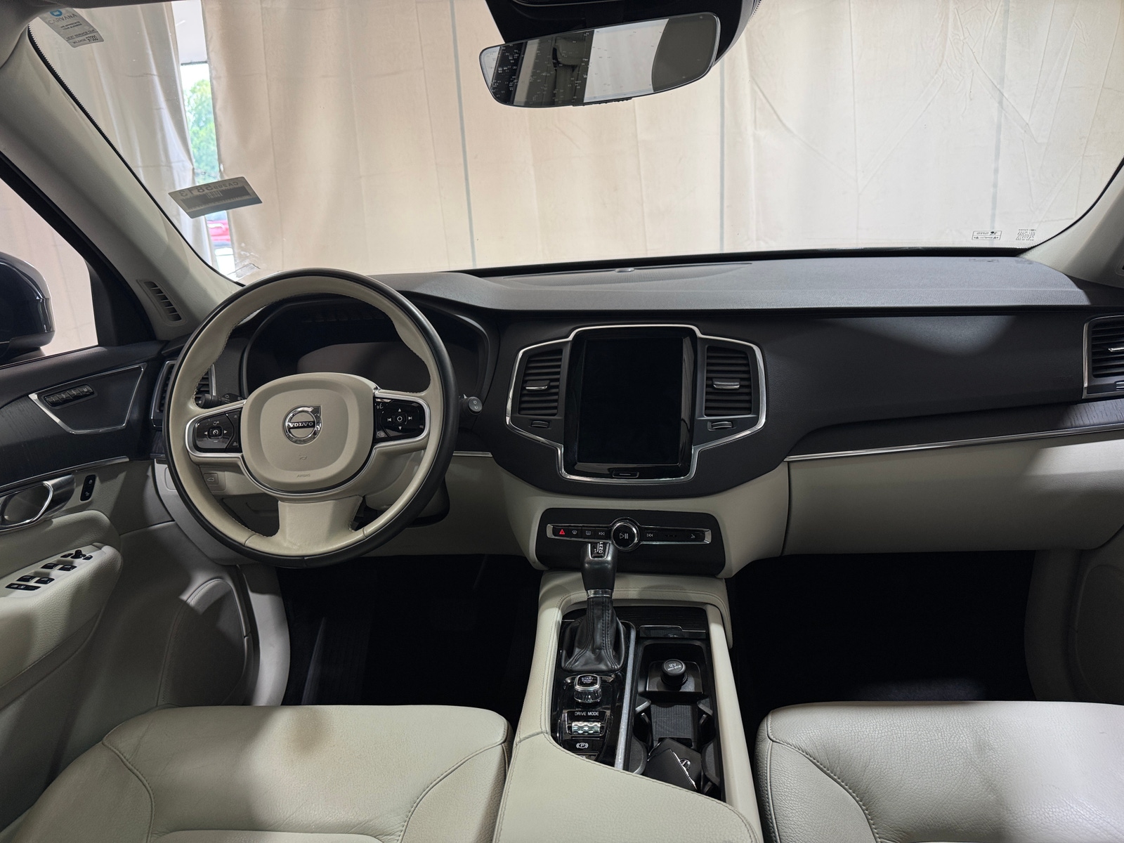 Thumbnail: 2020 Volvo XC90 - 2