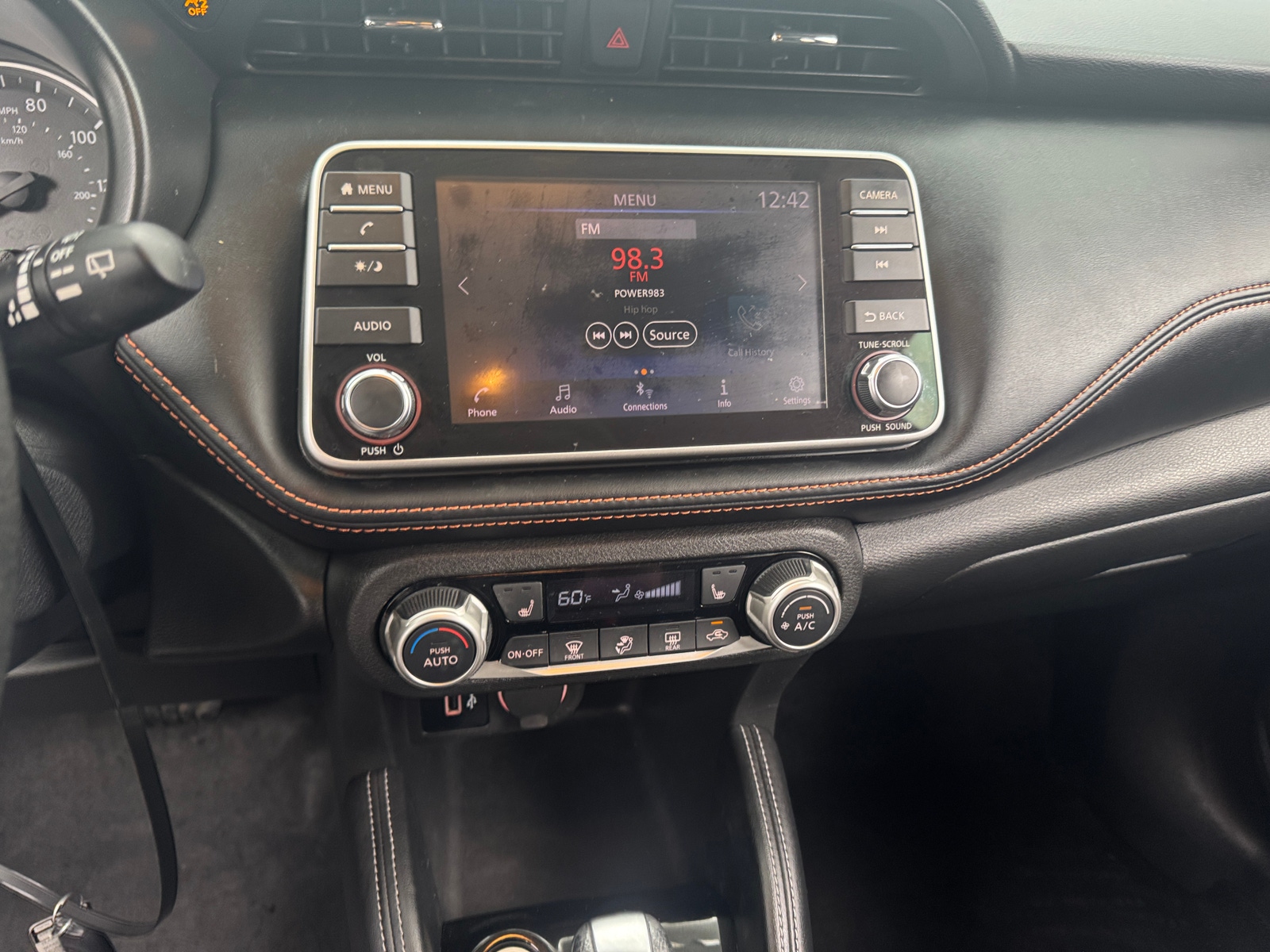 Thumbnail: 2019 Nissan Kicks - 3