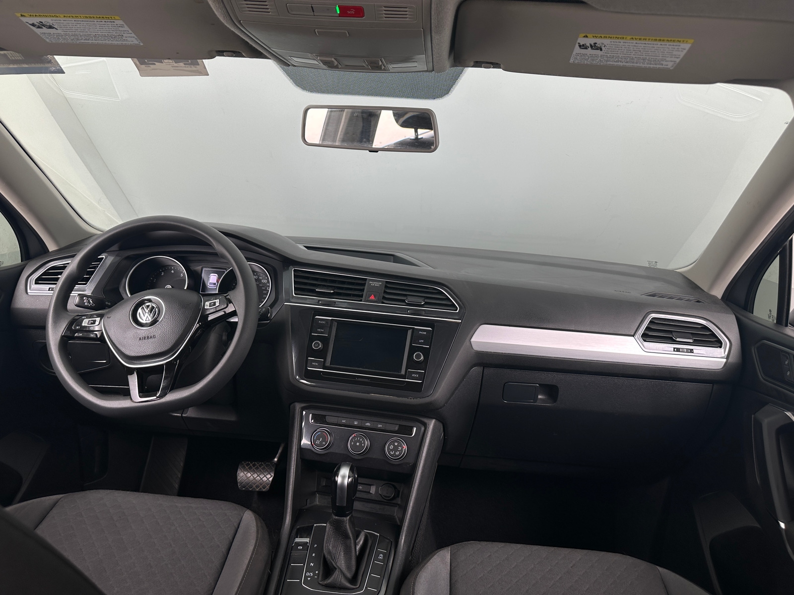 Thumbnail: 2020 Volkswagen Tiguan - 3