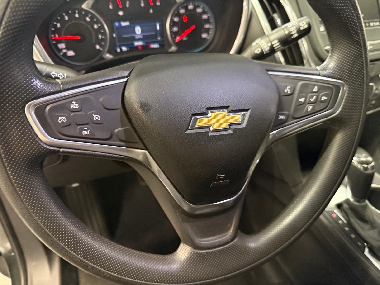 Thumbnail: 2019 Chevrolet Equinox - 5