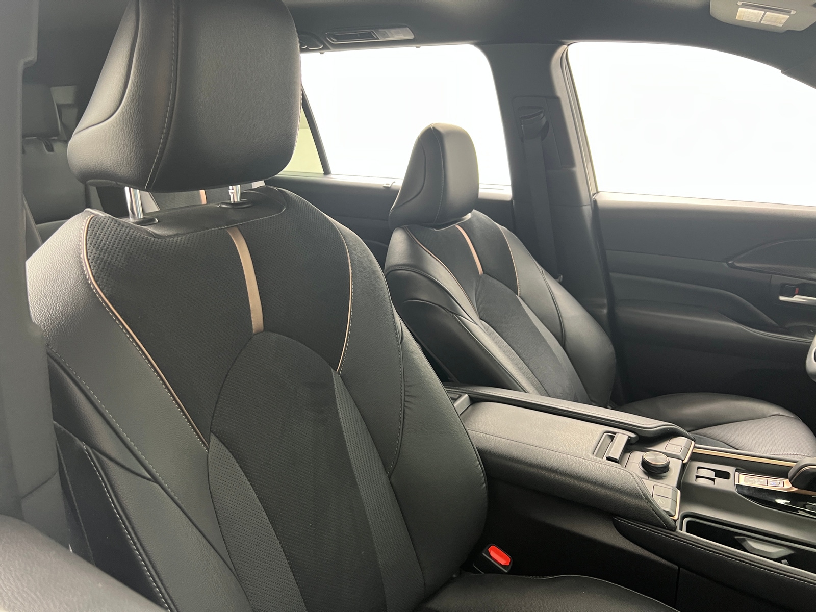 Thumbnail: 2024 Toyota Grand Highlander - 2