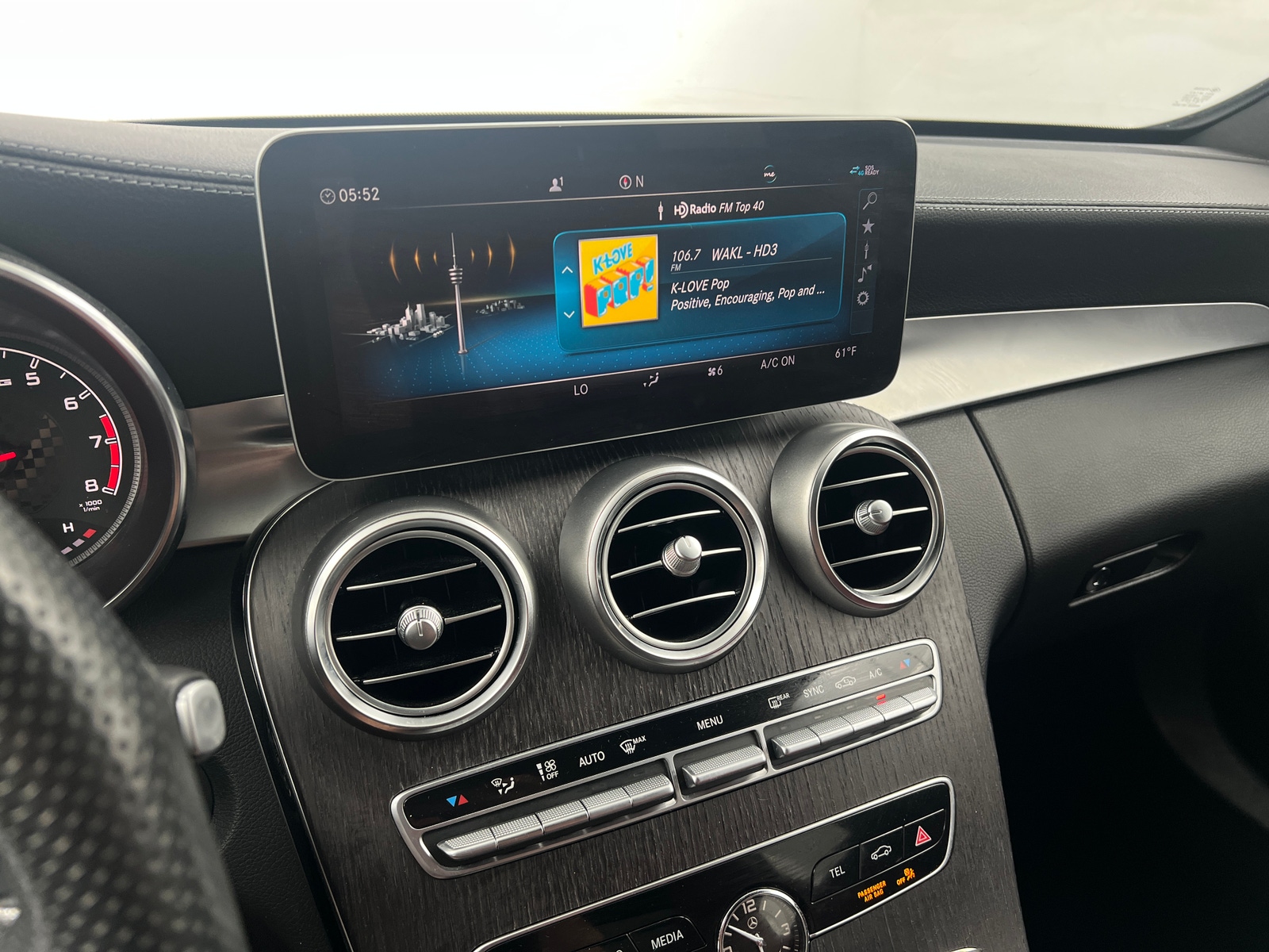 Thumbnail: 2019 Mercedes-Benz C-Class - 3