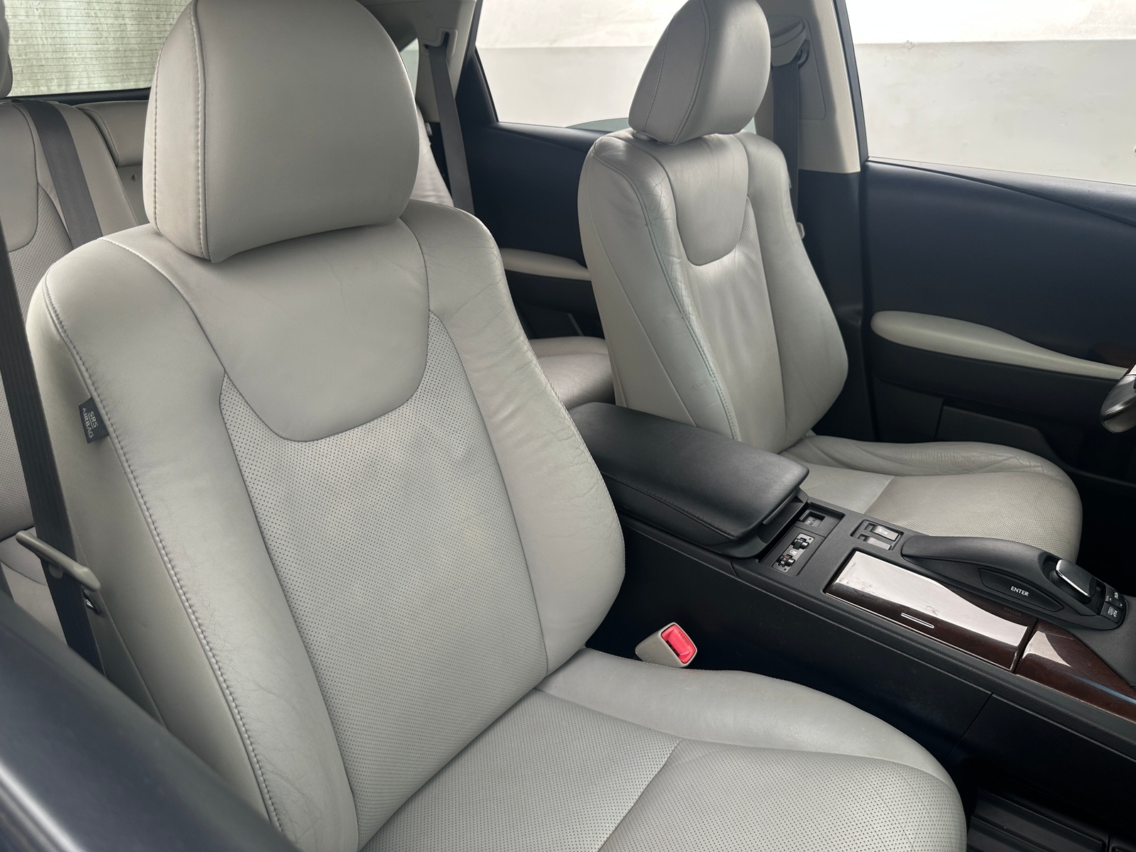 Thumbnail: 2012 Lexus RX - 2