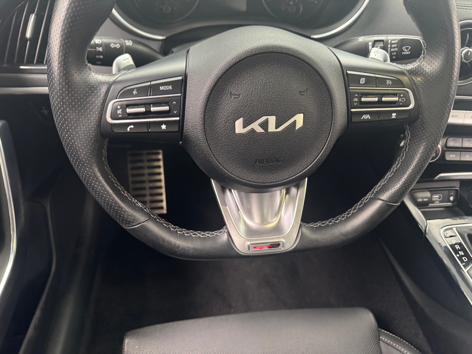 Thumbnail: 2022 Kia Stinger - 4