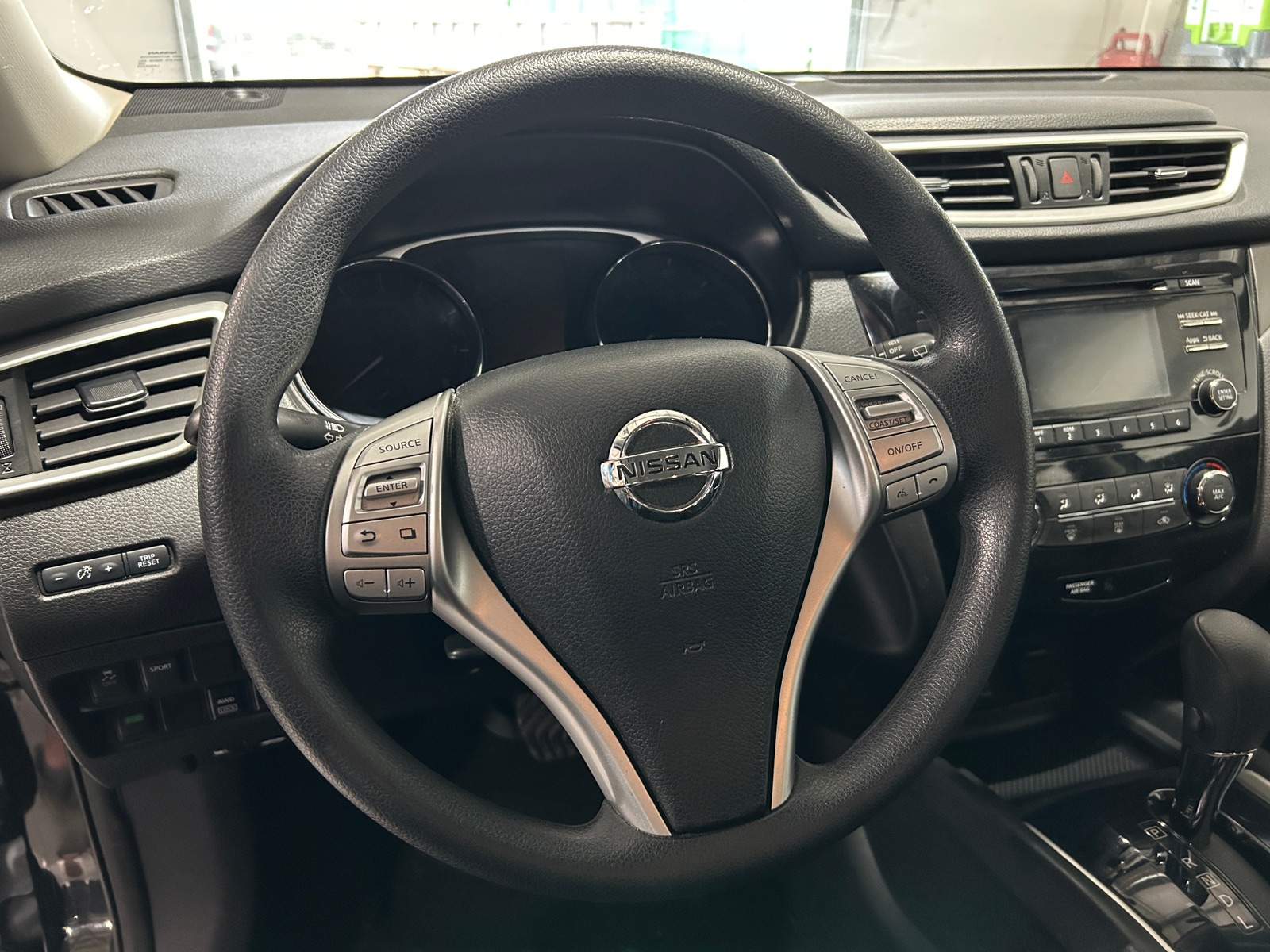 Thumbnail: 2016 Nissan Rogue - 5